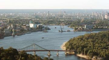 Речной отдых в Киеве набирает обороты