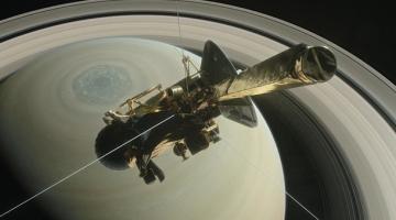 Грандиозный финал. Cassini сгорел в небе СатурнаСюжет