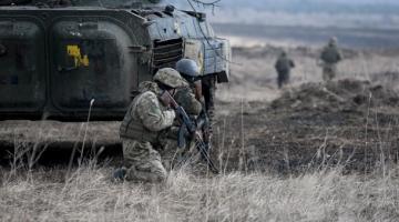 На Донбассе погиб один боец, двое ранены – штаб