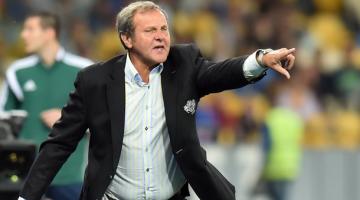 Еще один соперник Украины в Лиге Наций уволил тренера