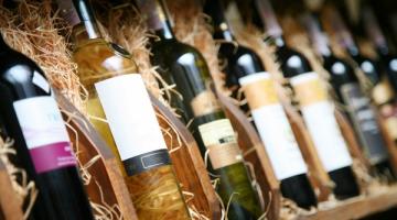 Лицензия на оптовую реализацию алкоголя: особенности и требования
