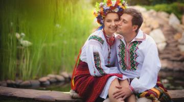 Чем уникальна национальная одежда украинцев — вышиванка?